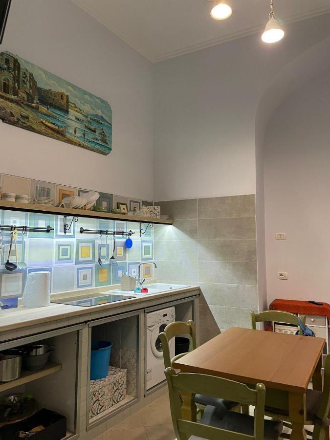 Basso Special Villa Napoli Bagian luar foto